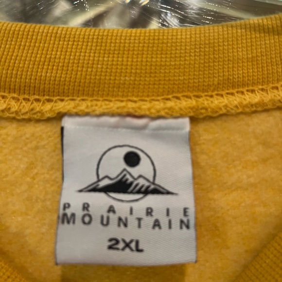 Glacier national park sweatshirt. Only worn once. - Picture 3 of 3